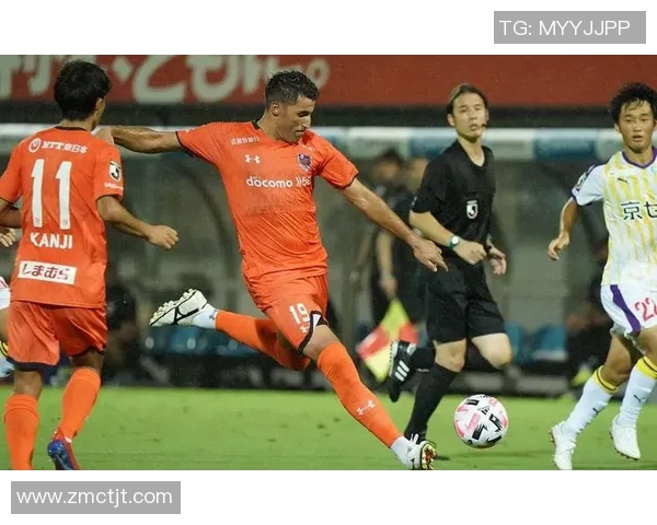 札幌冈萨多迎战东京绿茵争夺胜利展现足球魅力与激情