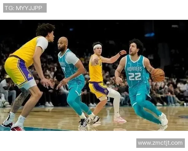 黄蜂与湖人激战正酣微直播全程跟踪精彩瞬间不容错过